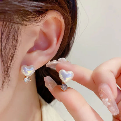 2022 Nueva tendencia Pendientes largos de perlas de simulación Pendientes colgantes de boda con diamantes de imitación y flores para mujer Pendientes de joyería coreana de moda