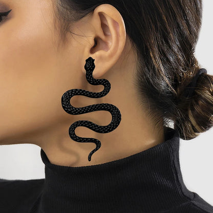 Avant-garde Sexy and Exaggerated Halloween Snake Shaped Earrings for Women Fashion Gothic Personalized Trend Girl Rock Jewelry