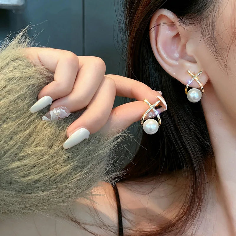 2022 New Trend Simulation Pearl Long Earrings Women's Flower Rhinestone Wedding Pendant Earrings Fashion Korean Jewelry Earrings