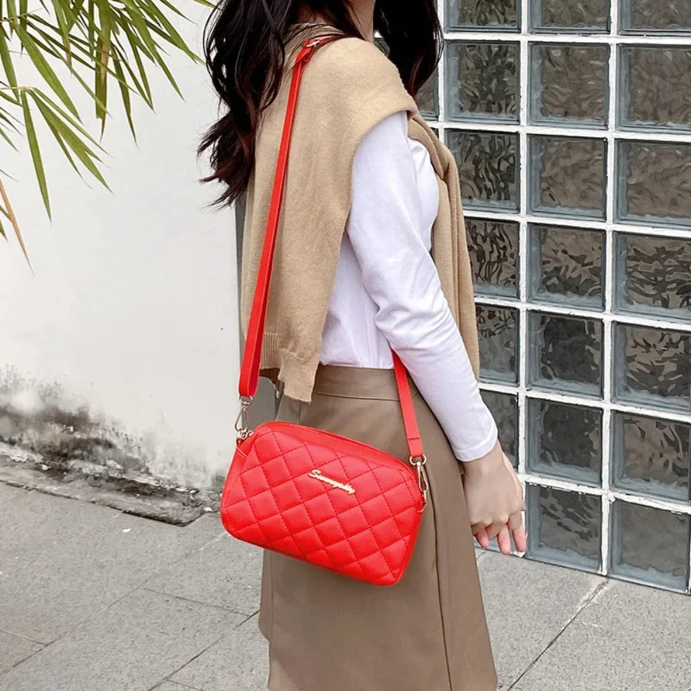 Bolso bandolera pequeño con borlas para mujer, tendencia 2024, bolso de hombro con bordado de Lingge para mujer, bolso cruzado con cadena de moda para mujer