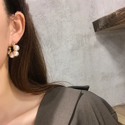 Pendientes de perlas de imitación para mujer 2023, pendientes de botón redondos de tendencia para bodas, fiestas, joyas elegantes, accesorios de moda