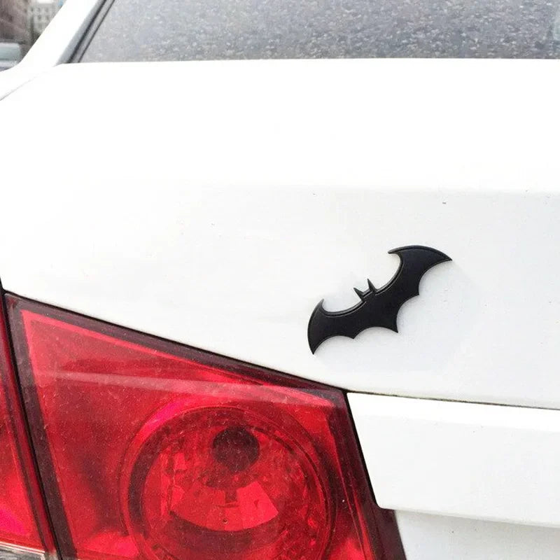 3D Metal Bat Auto Car Logo Cartoon Sticker Metal Badge Emblem Tail Decal Motorcycle Car Styling Decoration Accessories